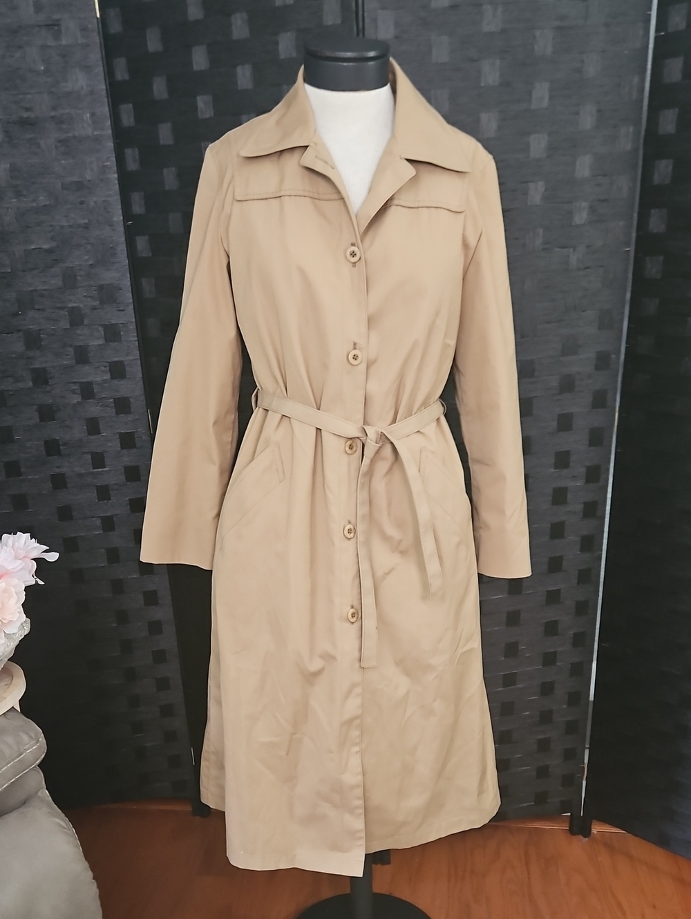 London Fog Women's Beige Trench Coat with Waist Tie Removable Lining Sz 10